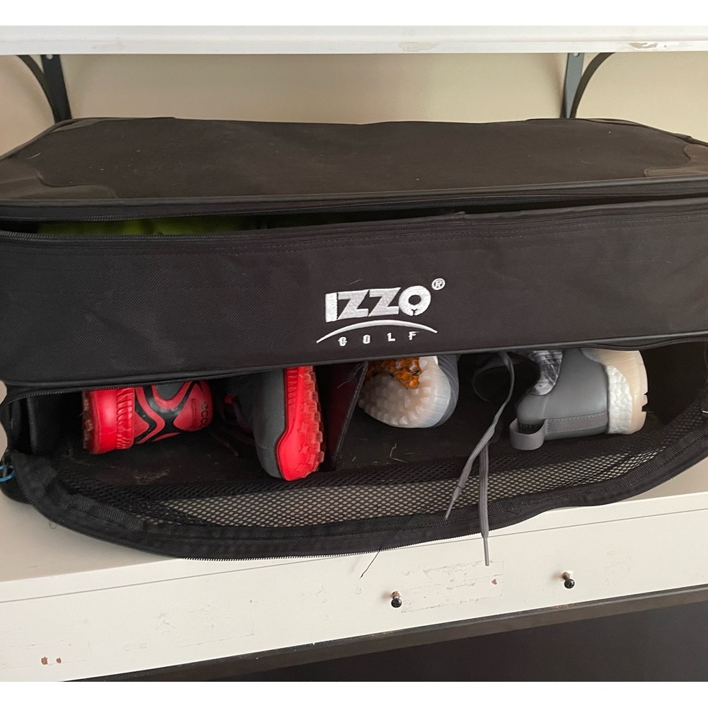 Izzo golf trunk carrier